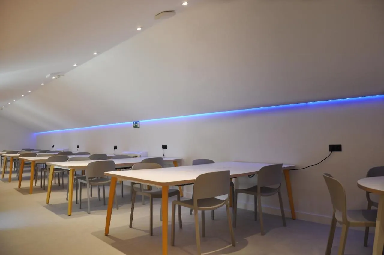 Residencia Universitaria Resa Malaga Centro 0*,
