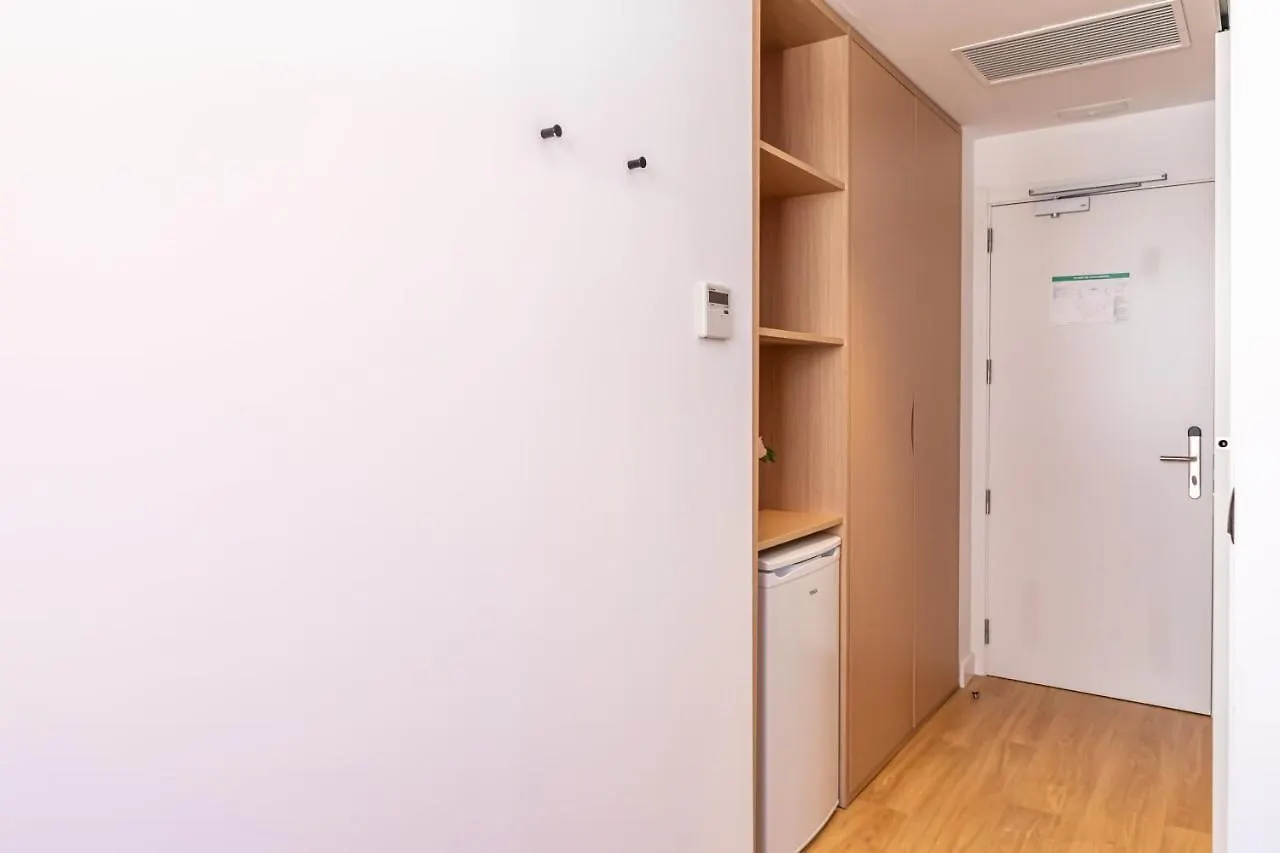 Residencia Universitaria Resa Malaga Centro ספרד